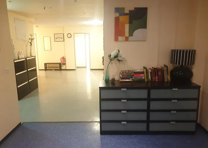 Thomas بيت ضيافة برلين