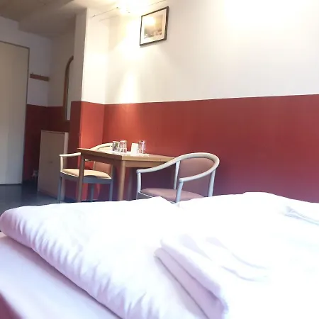 Thomas 招待所 柏林